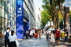 表参道　歩行者