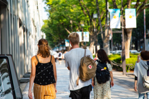 表参道　歩行者