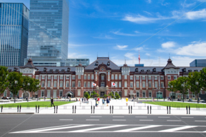東京駅丸の内駅前広場