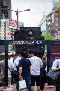 新橋駅前　喫煙所