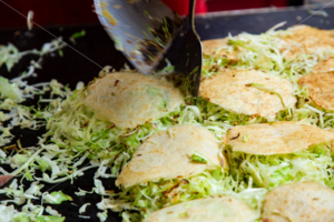 広島風お好み焼き　屋台